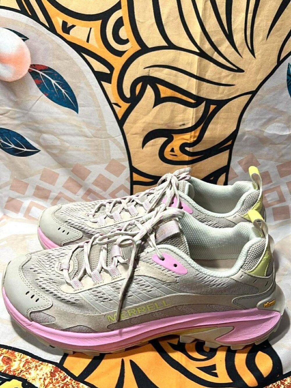 Merrell J037858 Women’s Trail Running Shoes Vibram Beige Pink 9.5